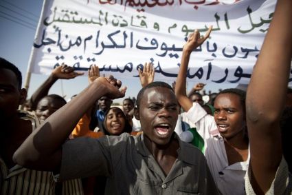 Demonstrationen vor der Universität von Zalingei in West-Darfur. Foto: United Nations Photo via Flickr CC BY-NC-ND 2.0.