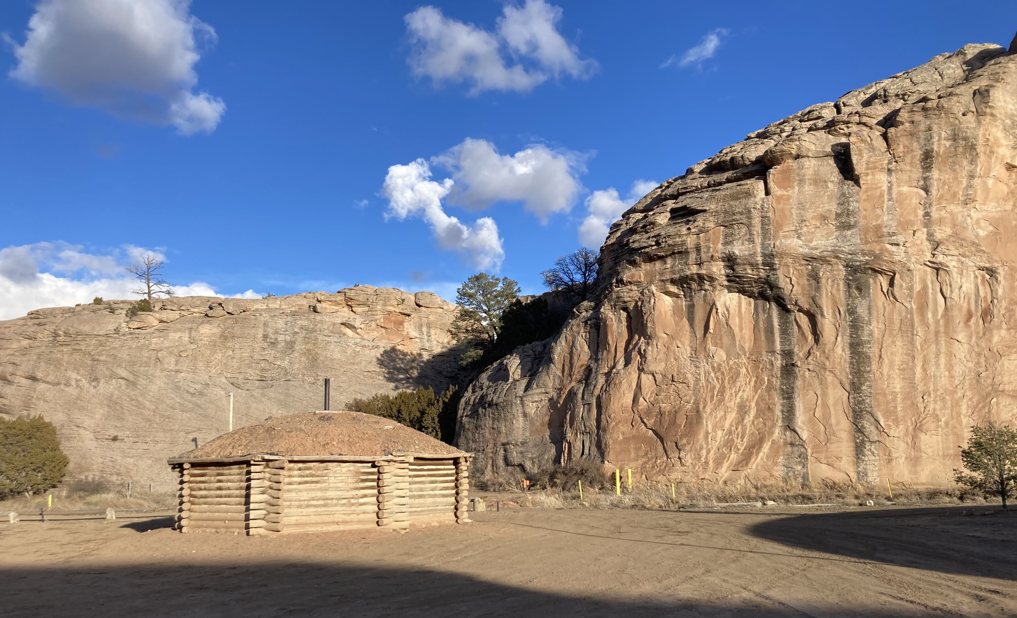 L'hogan cerimoniale al Museo navajo di Window Rock. Foto: Claus Biegert