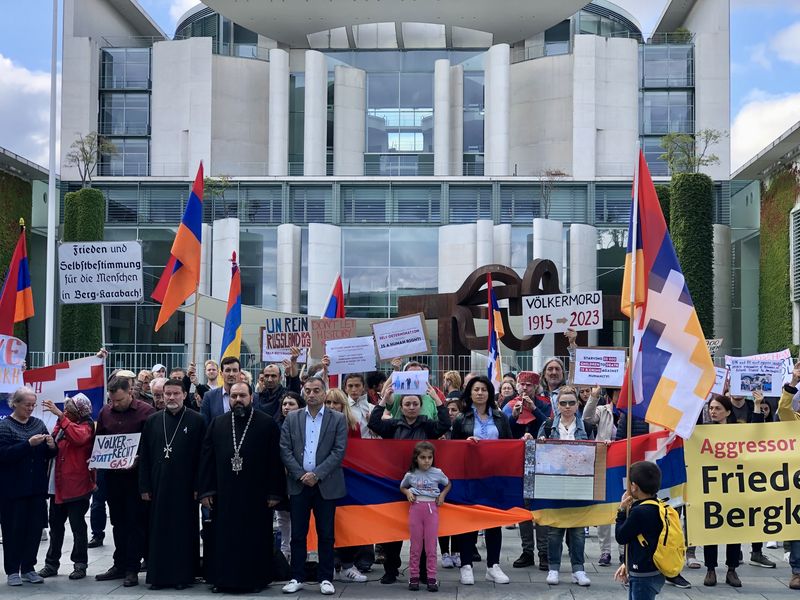 Una protesta della GfbV per l'Artsakh-Bergkarabakh, 23/9/2023 Foto: Nora Erdmann / GfbV