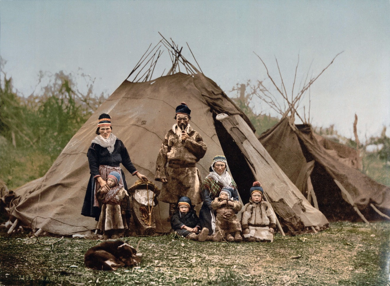 Famiglia Sami in Norvegia, all'incirca nel 1900. Foto: Pubblico dominio