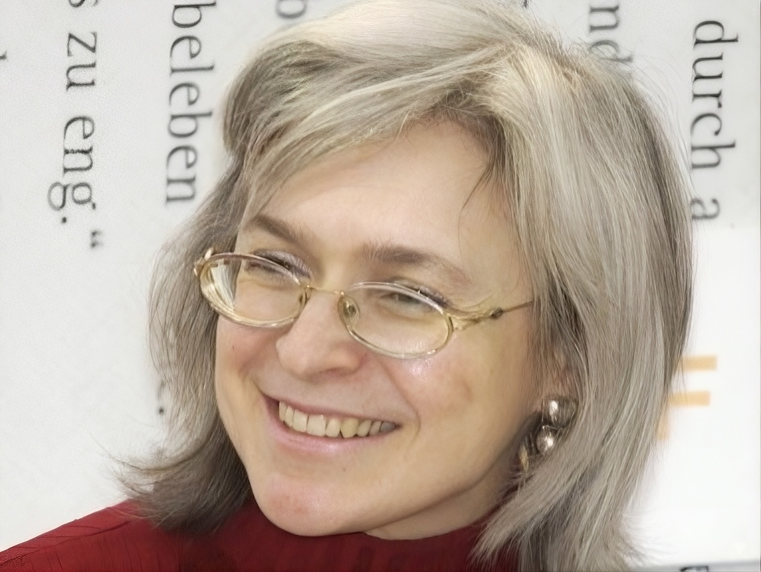 Anna Stepanovna Politkovskaja nel 2005. Foto: Blaues Sofa, CC BY 2.0